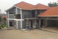 4 Bedrooms Mansion For Rent In Buziga At $1,300 Per Month