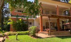 4 Bedrooms Lake View House For Sale In Luzira Lake Drive Half Acre At $1m