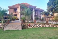 6 Bedrooms House For Sale In Lubowa Entebbe Rd On 50 Decimals At 950m