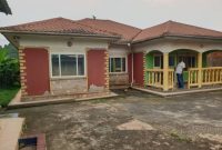 5 Bedrooms House For Sale In Naalya Estate 27 Decimals At 650m