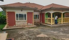 5 Bedrooms House For Sale In Naalya Estate 27 Decimals At 650m