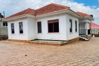 3 Bedrooms House For Sale In Bwebajja Entebbe Road 12 Decimals At 380m
