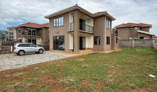 4 Bedrooms House For Sale In Mirembe Villas Kigo At 700m Shillings
