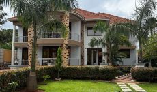 5 Bedrooms Mansion For Sale In Seeta Mukono 30 Decimals At 470,000 USD