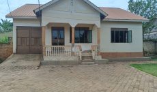 3 Bedrooms House For Sale In Seeta Bajjo 13 Decimals At 100m Shillings