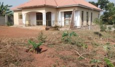 4 Bedrooms House For Sale In Gayaza Busukuma 100x100ft At 180m