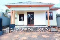 3 Bedrooms House For Sale In Seeta Town On 50x100ft At 130m Shillings