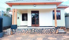 3 Bedrooms House For Sale In Seeta Town On 50x100ft At 130m Shillings