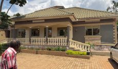 4 Bedrooms House For Sale In Kira Nsasa On 0.044 Hectares At 250m Shillings