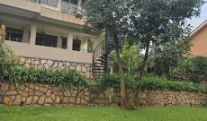6 Bedrooms House For Sale In Makindye Kizungu Boston 28 Decimals At 400,000 USD