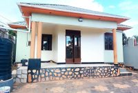 3 Bedrooms House For Sale In Seeta Town On 50x100ft At 110m Shillings