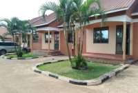 4 Rental Units For Sale In Namugongo Mbalwa Of 2-3 Bedrooms Making 3.1m Monthly At 340m