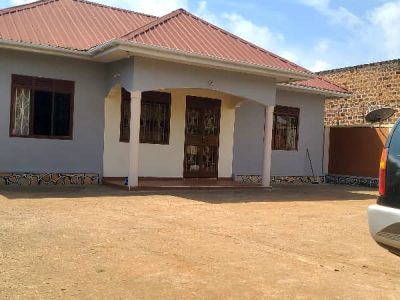 2 Bedrooms House For Sale In Mukono Namuyenge On 70x100ft Land For Sale At 120m