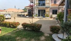 4 Bedrooms Mansion With Quest Wing For Sale In Kisaasi Kulambiro Ring Rd At 900m