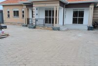 4 Bedrooms House For Sale In Kitende Entebbe Road On 13 Decimals At 550m Shillings