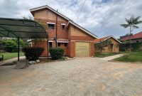 4 Bedrooms Mansion For Sale In Bunga On 45 Decimals At 1.5 Billion Shillings