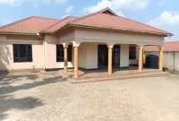 3 Bedrooms House For Sale In Seeta Namilyango Rd 13 Decimals At 160m