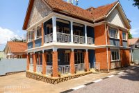 4 Bedrooms House For Sale In Bunga Kawuku On 14 Decimals At 200,000 USD