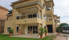 6 Bedrooms House For Sale In Munyonyo With Swimming Pool On 30 Decimals At 1.3m USD