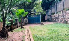 4 Bedrooms House For Sale In Makindye On 80 Decimals At 200,000 USD