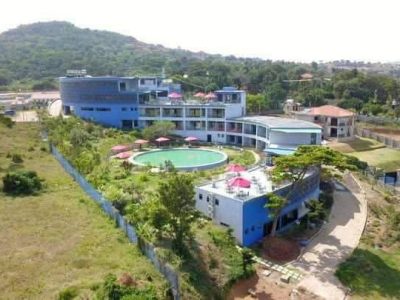 22+ Rooms Lake Front Hotel For Sale On 3 Acres In Kigo-Munyonyo Highway At $4.5m