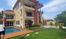 6 Bedrooms House For Sale In Munyonyo On 30 Decimals At 1.1m USD