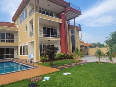 6 Bedrooms House For Sale In Munyonyo On 30 Decimals At 1.1m USD