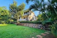 6 Bedrooms House For Sale In Makindye Kizungu 27 Decimals At $370,000