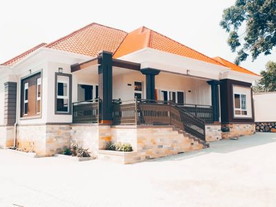 4 Bedrooms House For Sale In Namugongo Hill On 20 Decimals Land At 450m Shillings