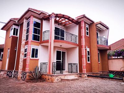 4 Bedrooms House For Sale In Kira Mamerito Road At 410m Ugx