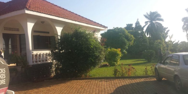 Hotel for sale in Entebbe