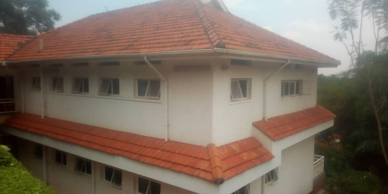 House for sale in Kololo on 60 decimals at 1.4m usd