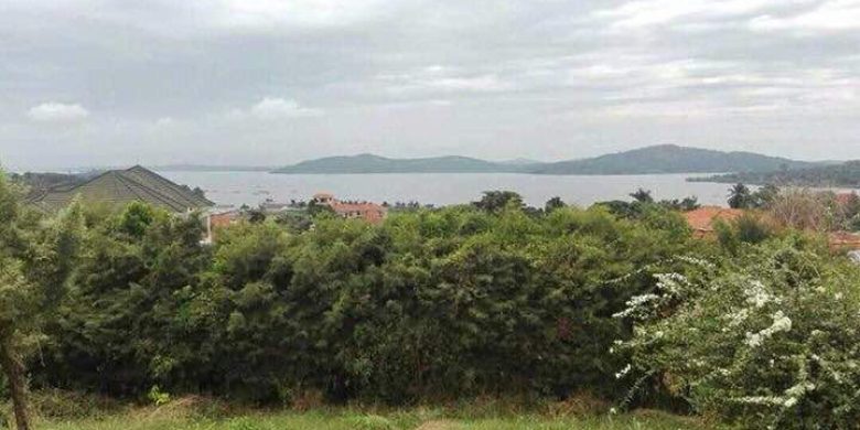 7 acres of Land for sale in Munyonyo