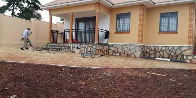 3 Bedroom house for sale Masooli Gayaza 130m