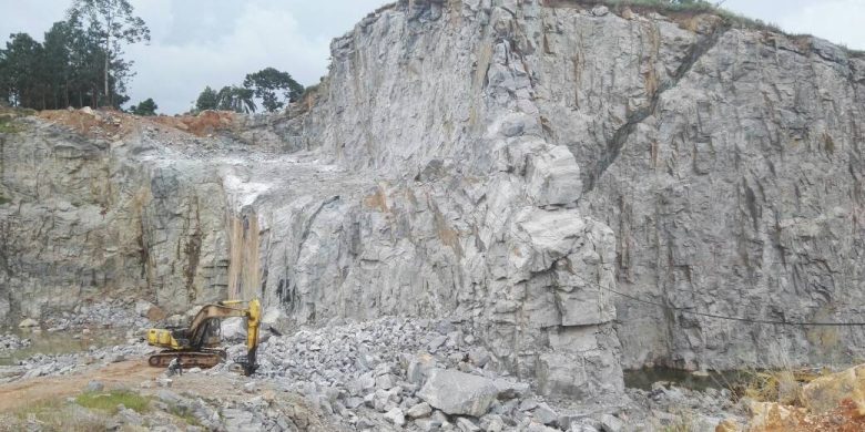 Stone quarry for sale in Mukono 2 billion