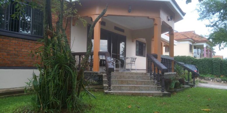 House for sale in Muyenga on 35 decimals at 500,000 USD