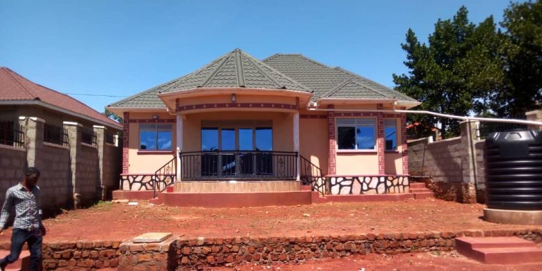 House for sale in Kasangati 250m