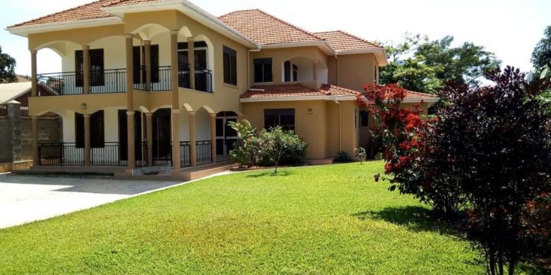 4 bedroom house for sale in Munyonyo 270,000 USD