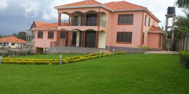 6 bedroom house for sale in Lubowa 600,000 USD