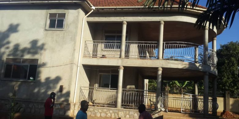 5 Bedroom house for sale in Kulambiro on 25 decimals 500m