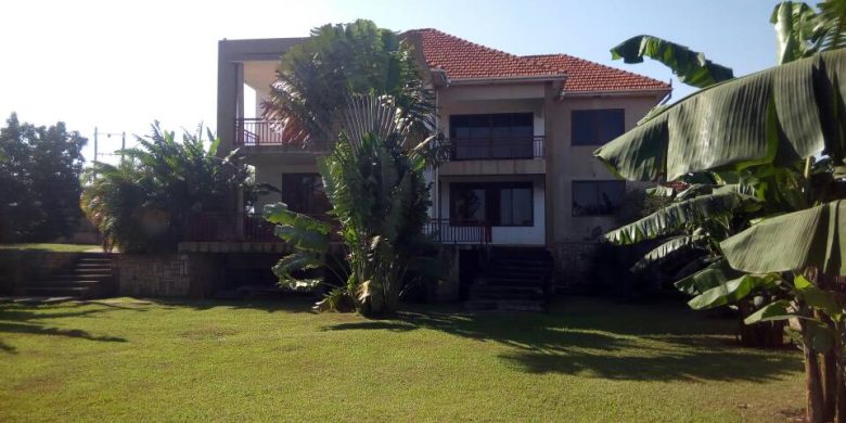 6 Bedroom house for sale in Kulambiro
