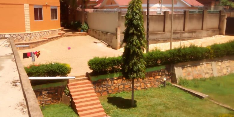 16 bedroom guest house for sale in Bweyogerere 600m