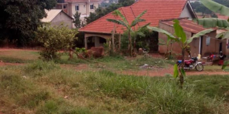 89 decimals of land for sale in Ntinda near Hardware World at 800m