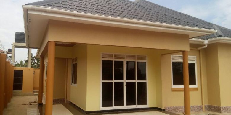4 bedroom house for sale in Kirinya Bweyogerere at 260m