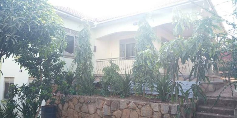3 bedroom house for sale in Namugongo Mbalwa 220m