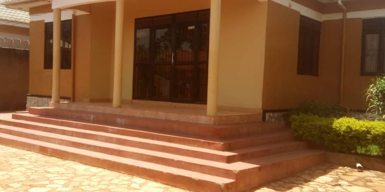 3 bedroom house for sale in Namugongo 250m
