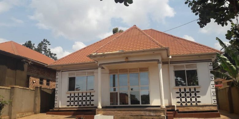 3 bedroom house for sale in Kawanda 68m