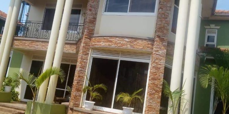 4 bedroom house for sale in Naalya 700m