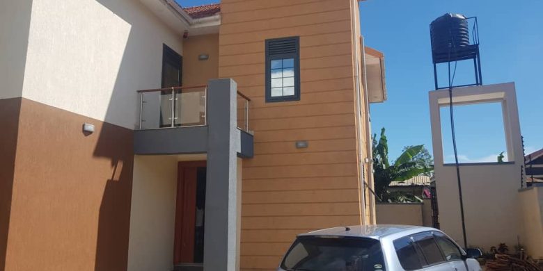 4 bedroom house for sale in Kiwatule at 680m shillings