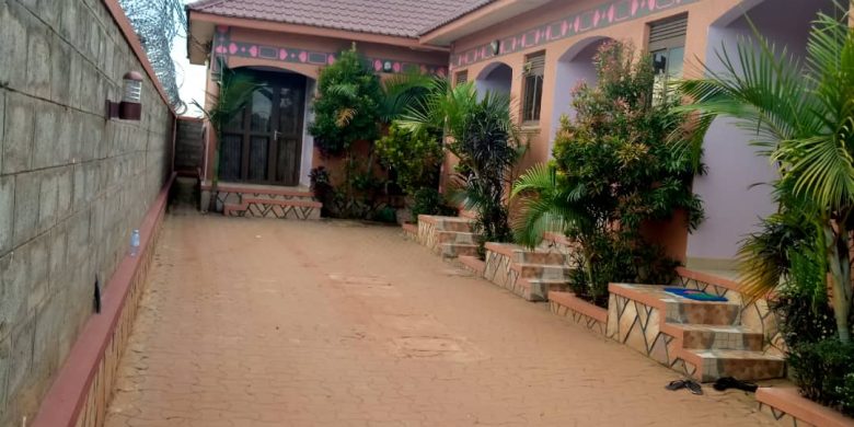 8 rental units for sale in Kyanja making 3.2m monthly at 350m